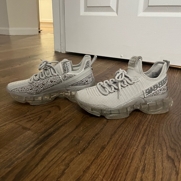 Steve Madden sneakers - Picture 1 of 2